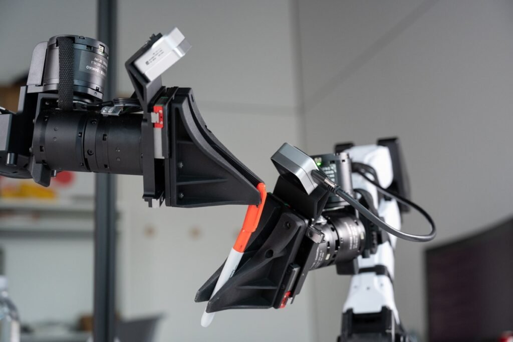 Robot Data Startup XDOF Nears $1.2B Valuation in Series B Talks